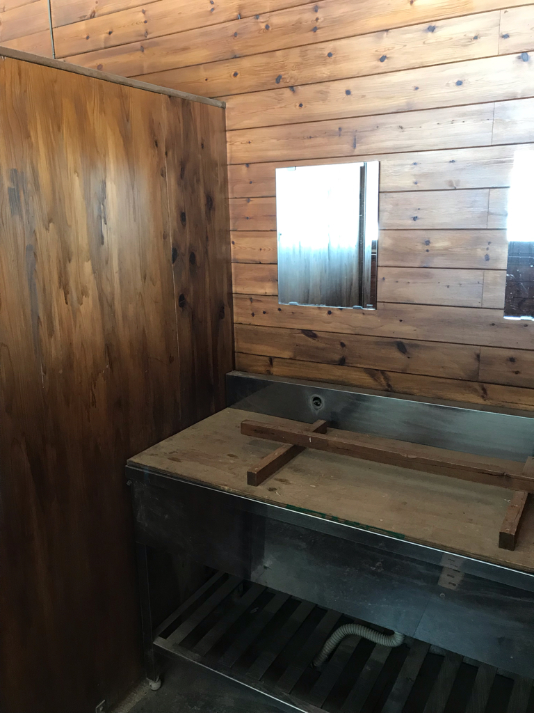 赤岳鉱泉の山トイレ写真3