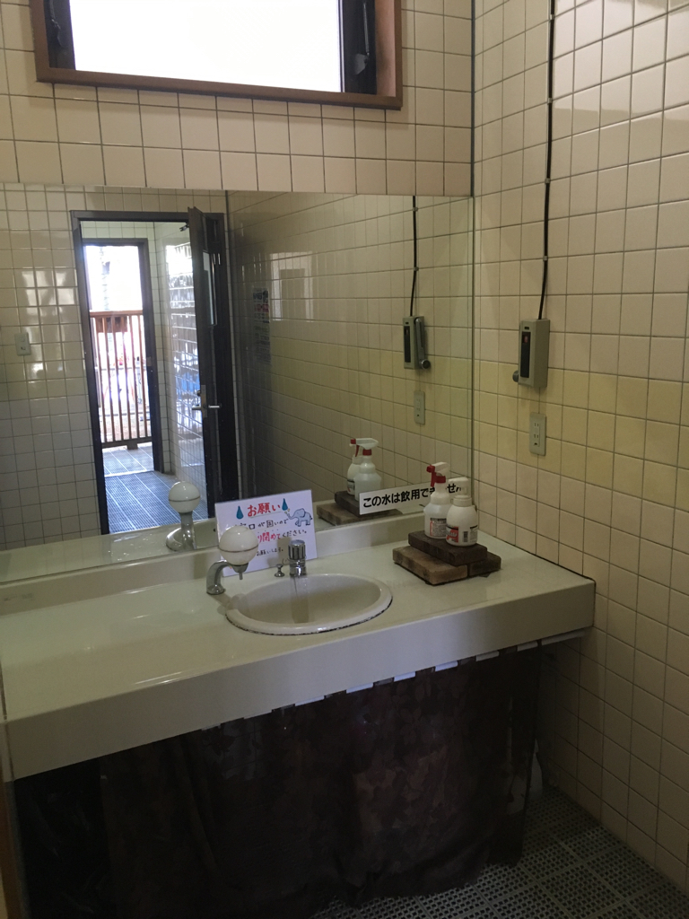 八ヶ岳山荘の山トイレ写真2