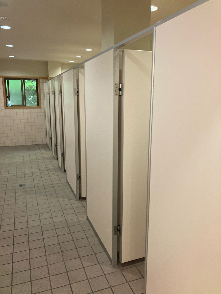 広河原の山トイレ写真3