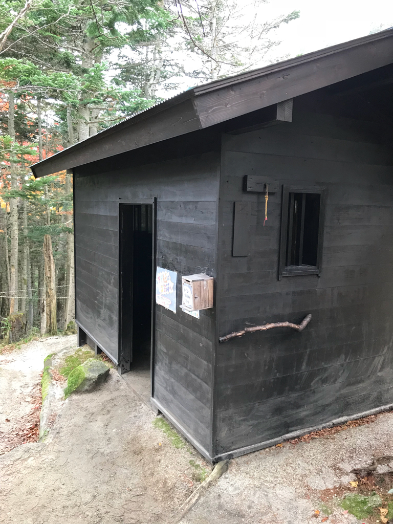 鳳凰小屋の山トイレ写真2