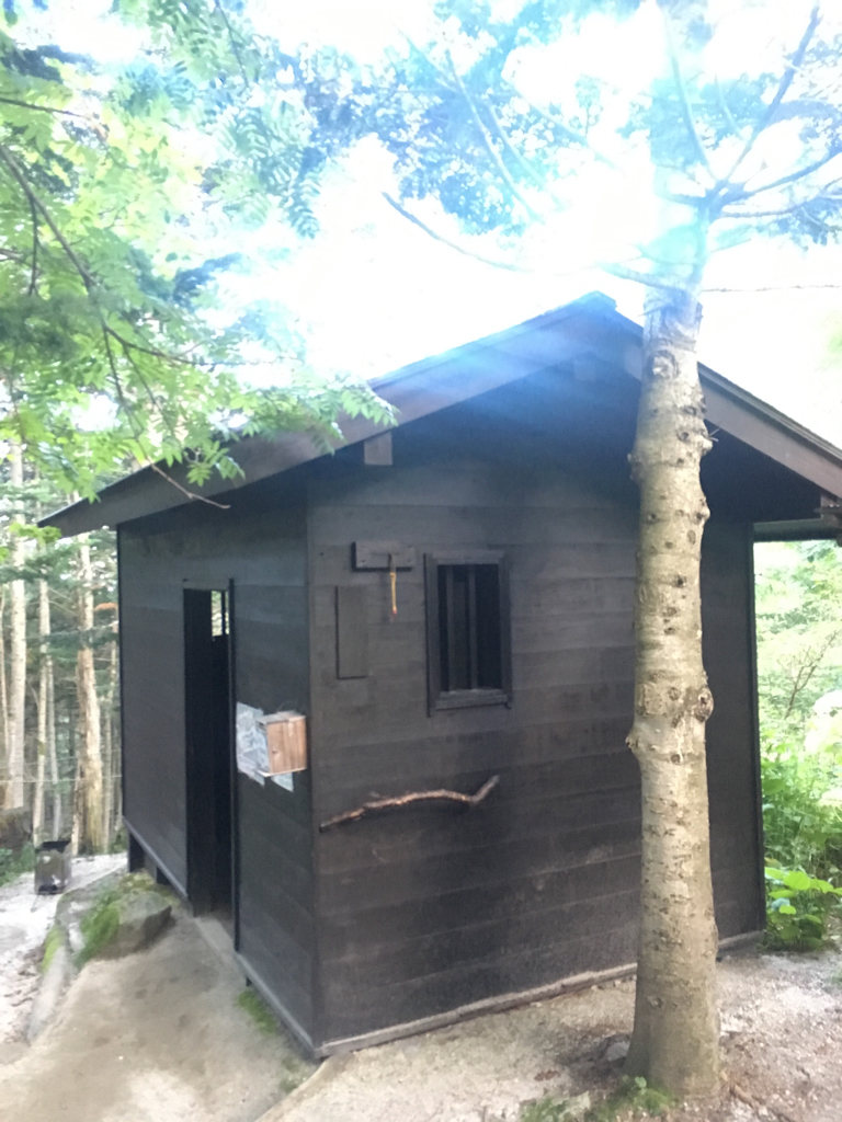 鳳凰小屋の山トイレ写真2