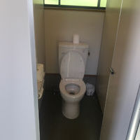 白駒池駐車場の登山トイレ