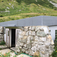 劔岳 劔沢キャンプ場の登山トイレ
