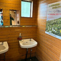 涸沢ヒュッテの登山トイレ