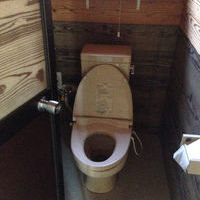 茅ヶ岳 深田公園の登山トイレ