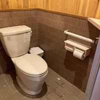 常念岳、蝶ヶ岳　三股駐車場の登山トイレ