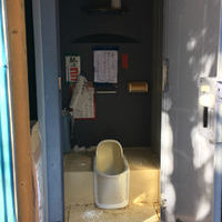 塩見岳 三伏峠小屋(冬季)の登山トイレ