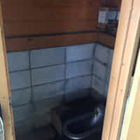 雲取山 避難小屋の登山トイレ