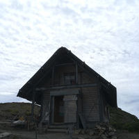 荒川三山 中岳避難小屋の登山トイレ